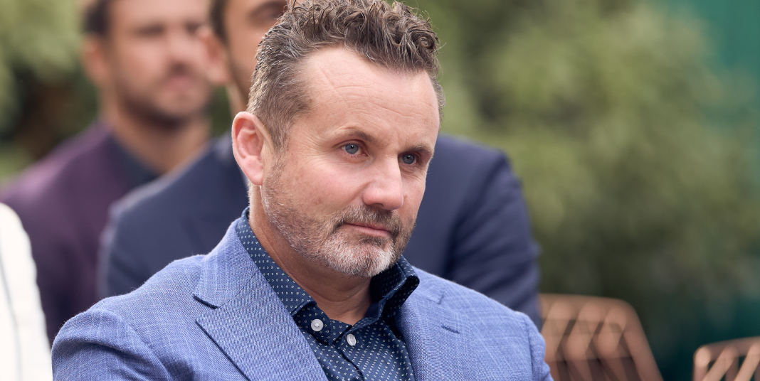 Neighbours star wins top soap award after Toadie’s exit